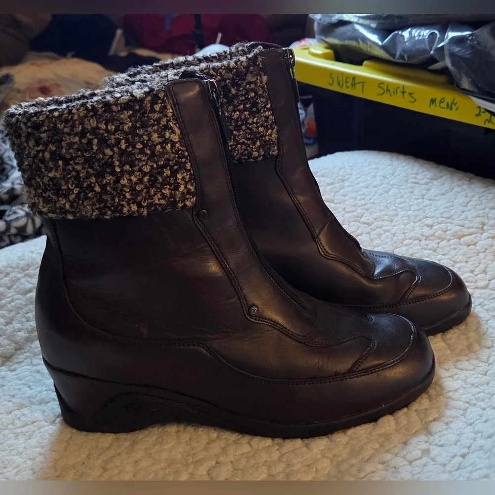 Blondo Canada AquaProtect Brown Leather‎ Ankle Boots 9.5 M Tweed Cuff Zip...